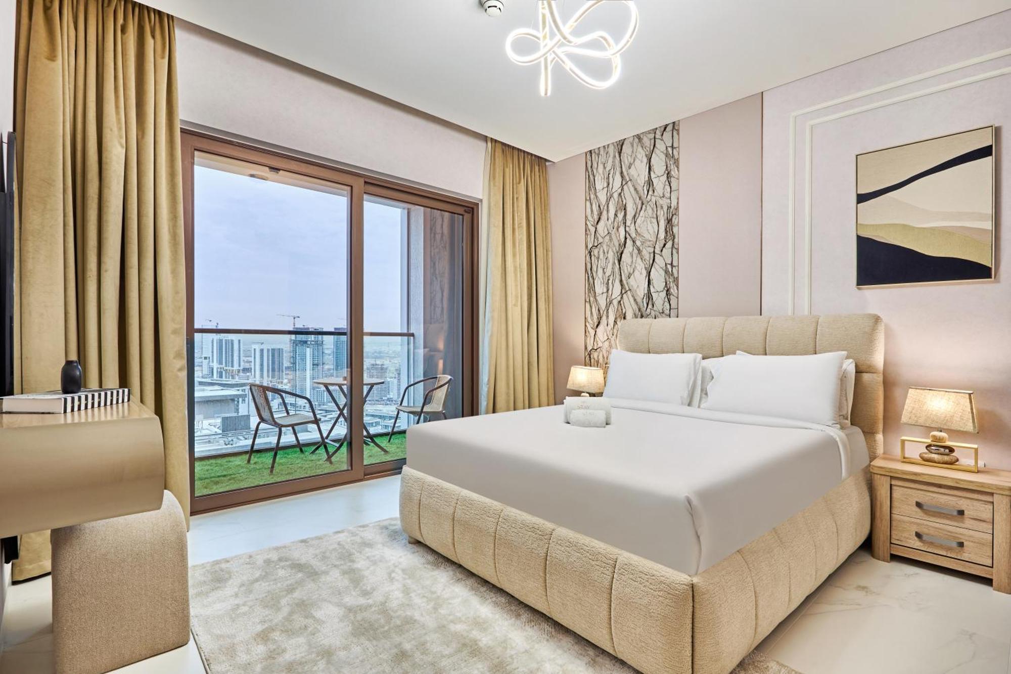 By Latinem Luxury 2br Cvg 4005 Near Burj Khalifa *